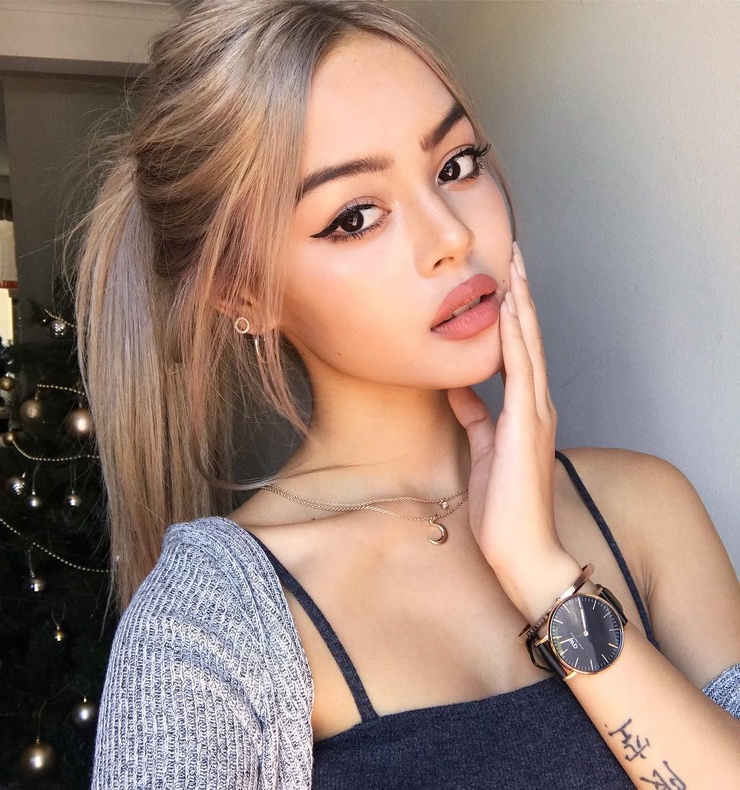 Lily Maymac Lily Maymac