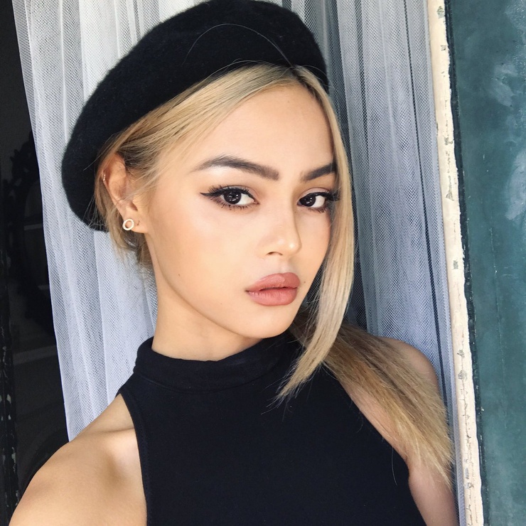 Lily Maymac