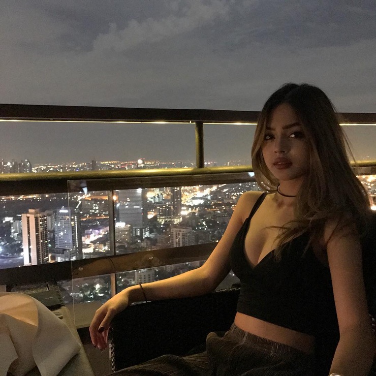 Lily Maymac Lily Maymac
