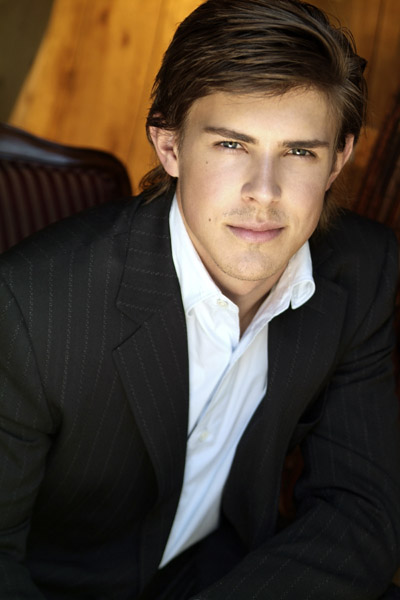 Chris Lowell Chris Lowell