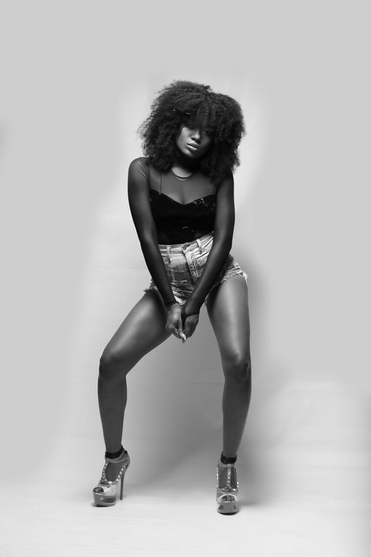 Efya Efya