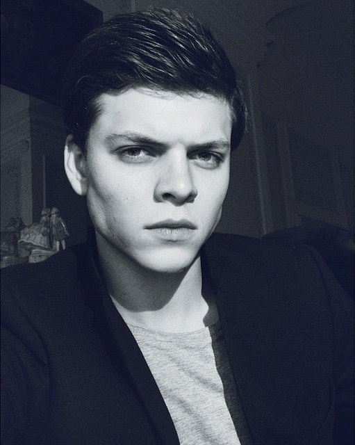 Alex Høgh Andersen image