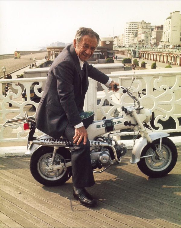 Sid James