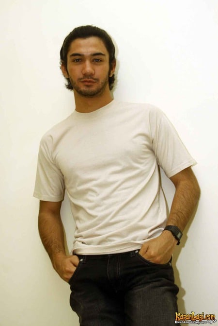 Reza Rahadian