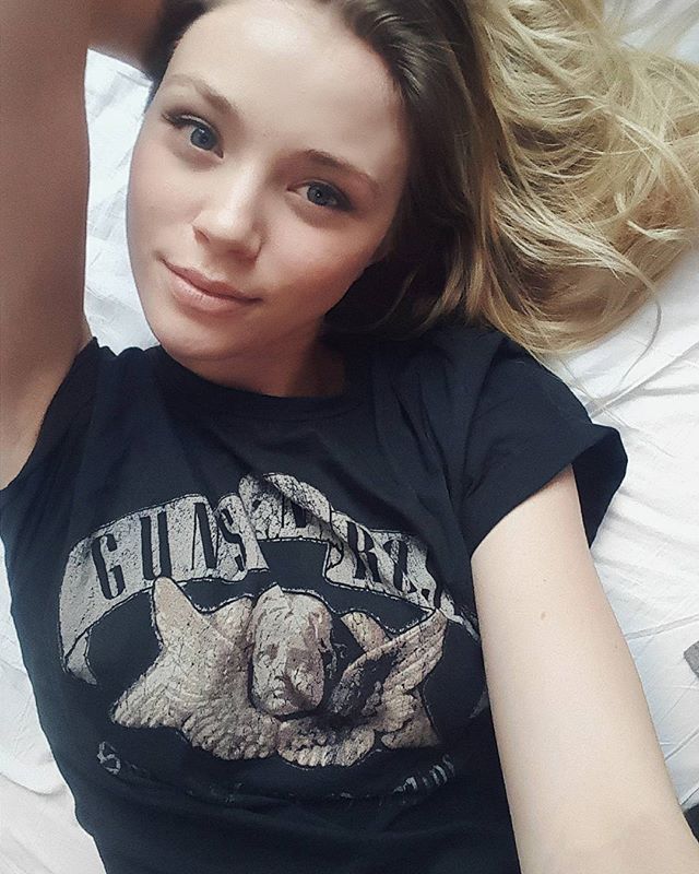 Kelsi Kuhn Kelsi Kuhn