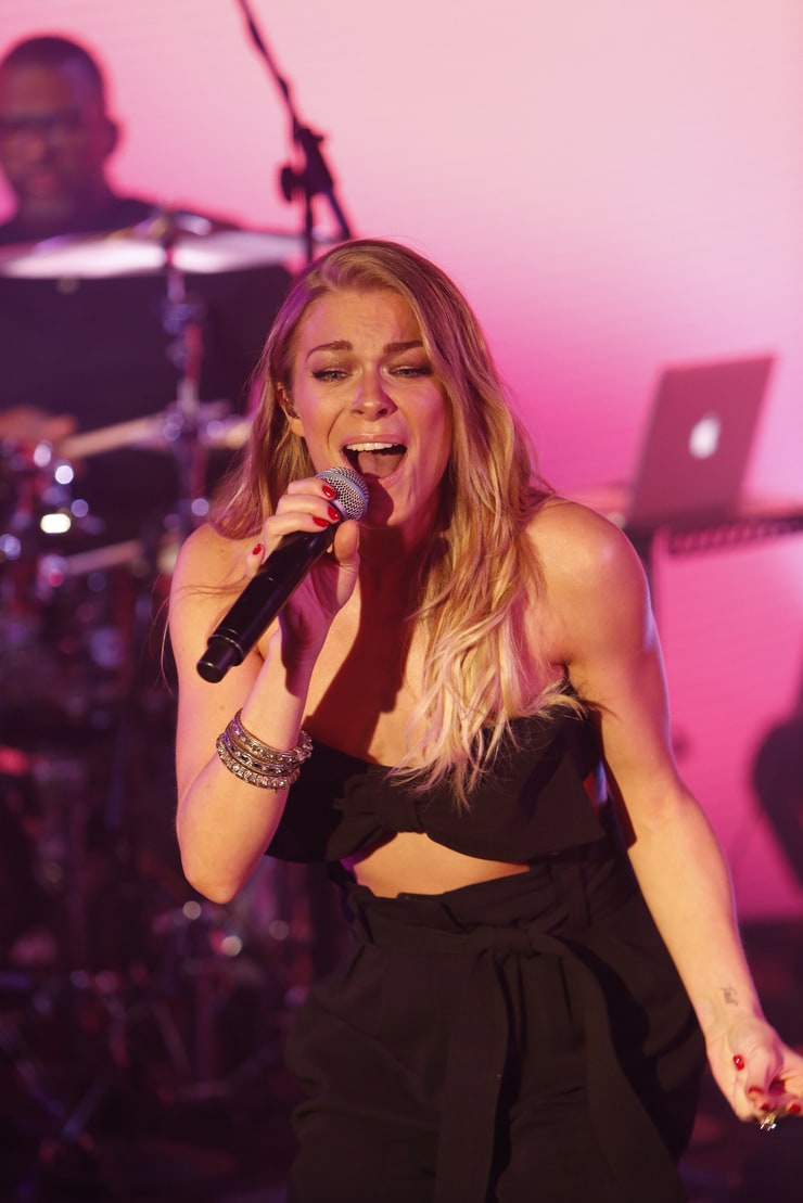 Picture of LeAnn Rimes