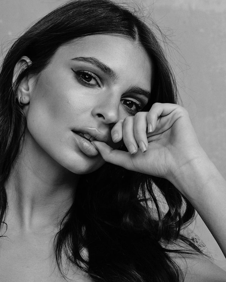 Emily Ratajkowski