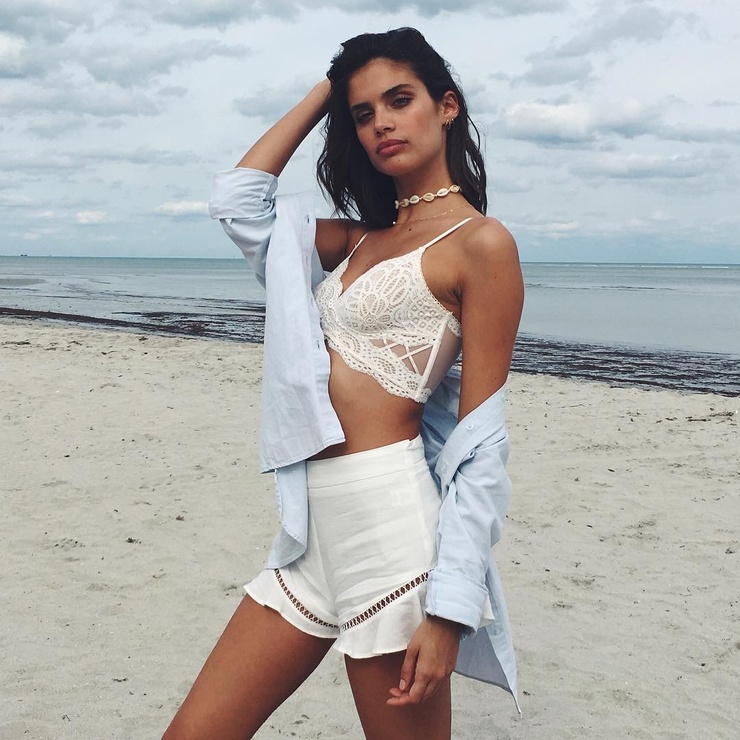 Sara Sampaio Sara Sampaio