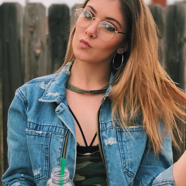 Rachelle Maust Rachelle Maust