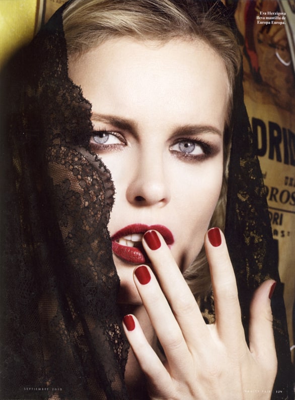Eva Herzigova Eva Herzigova