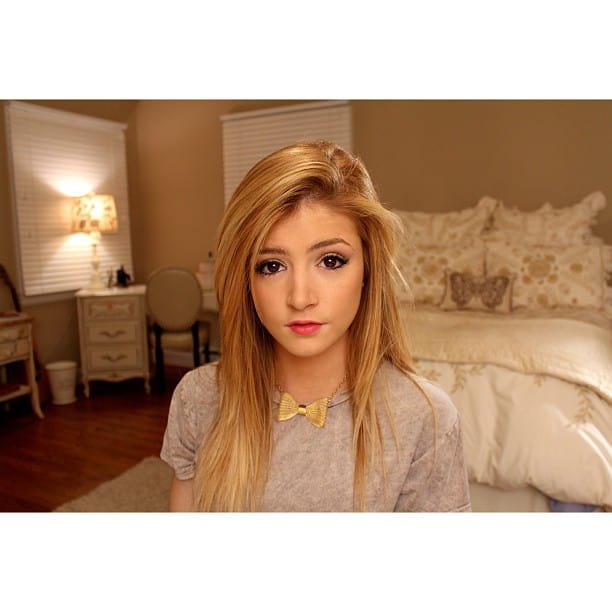 Chrissy Costanza