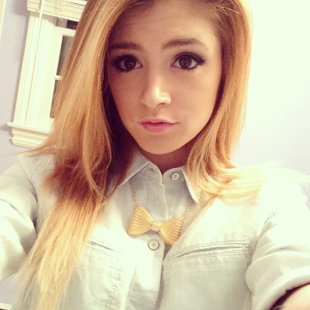Chrissy Costanza