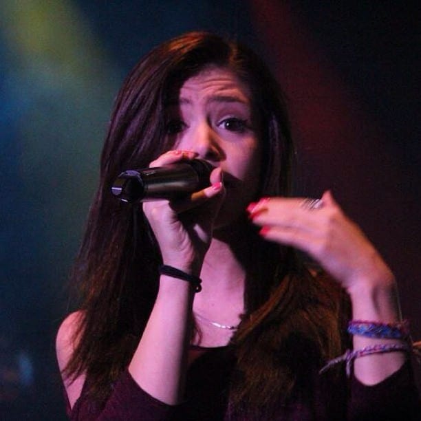 Chrissy Costanza