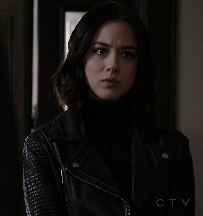 Chloe Bennet image