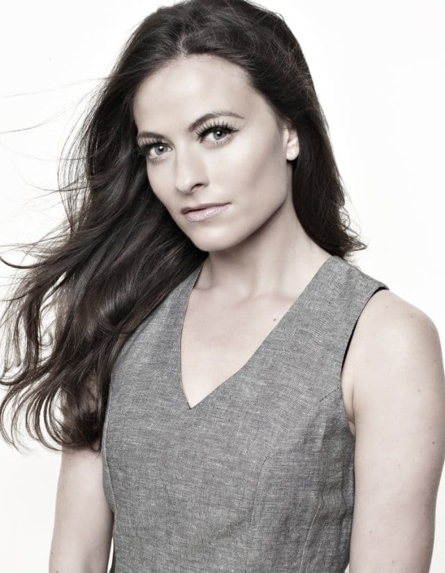 Lara Pulver