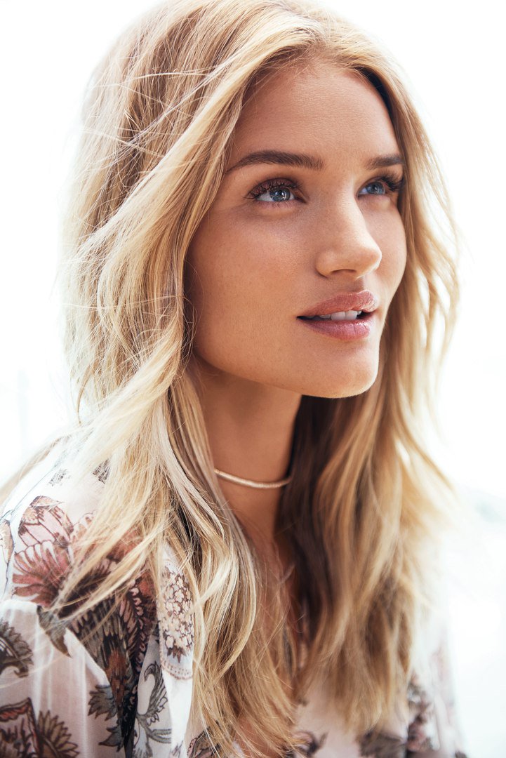 Rosie Huntington-Whiteley Rosie Huntington-Whiteley