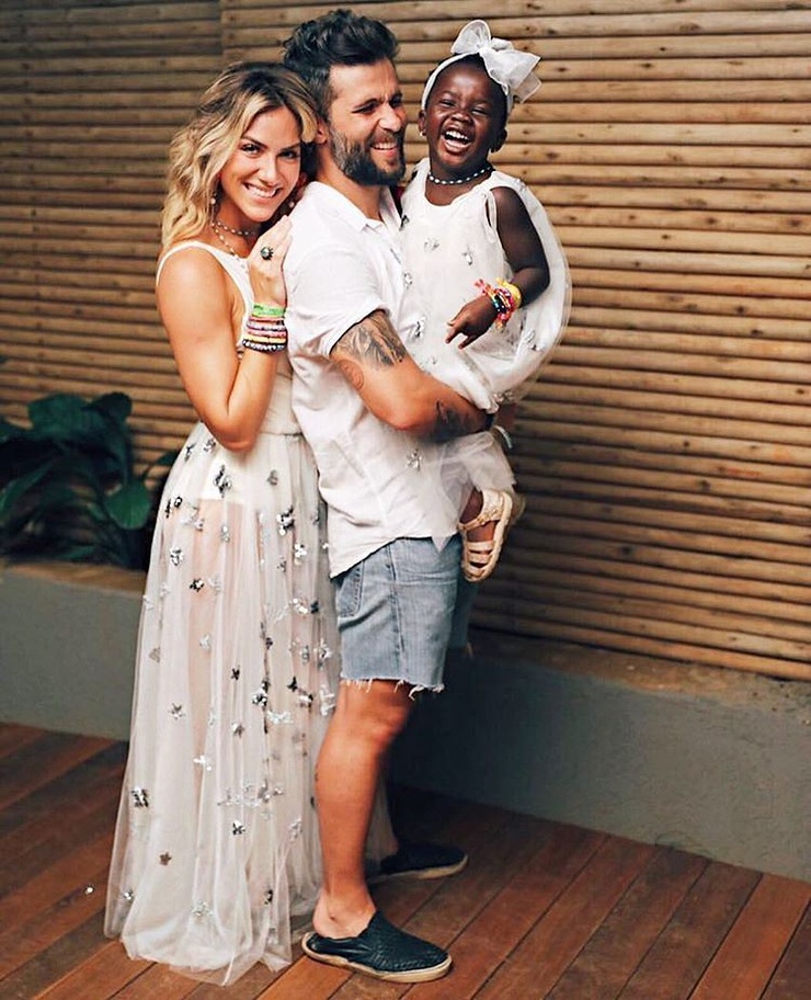 Picture Of Giovanna Ewbank