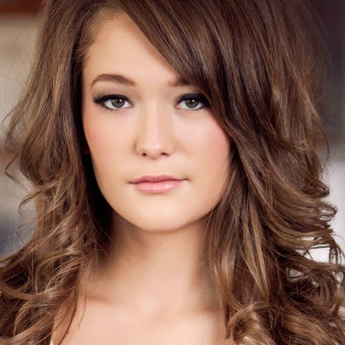 Kira Isabella