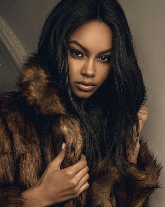 Taelor Thein Taelor Thein