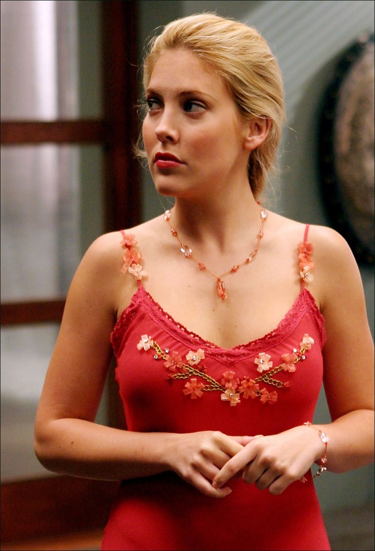 Mercedes McNab