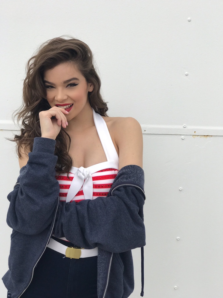 Hailee Steinfeld