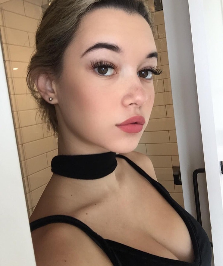 Sarah Snyder Sarah Snyder