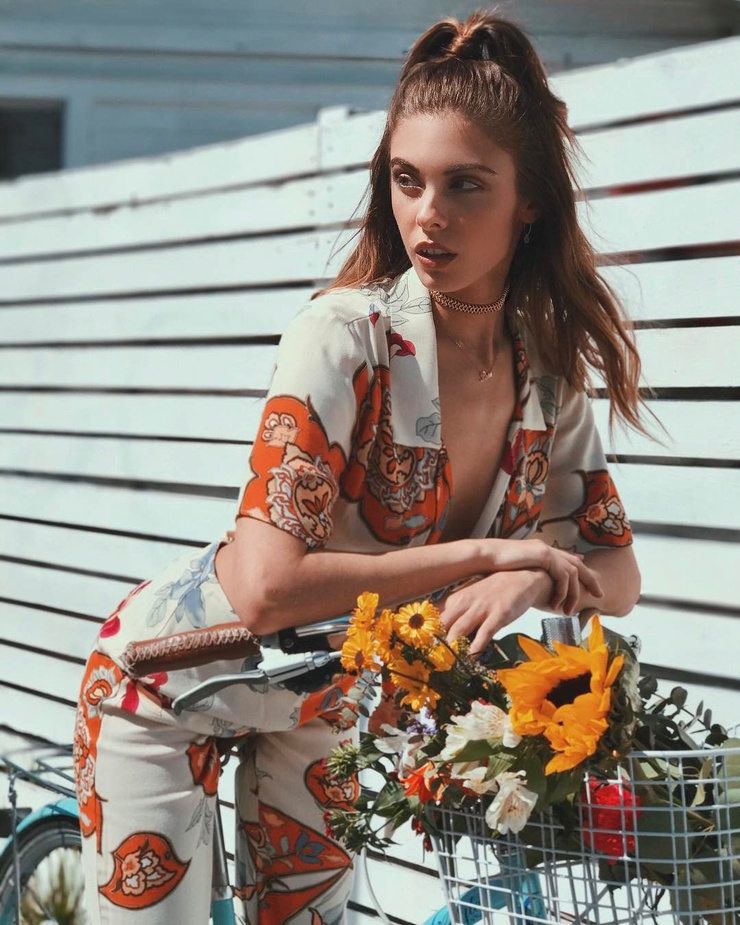Carmella Rose Carmella Rose