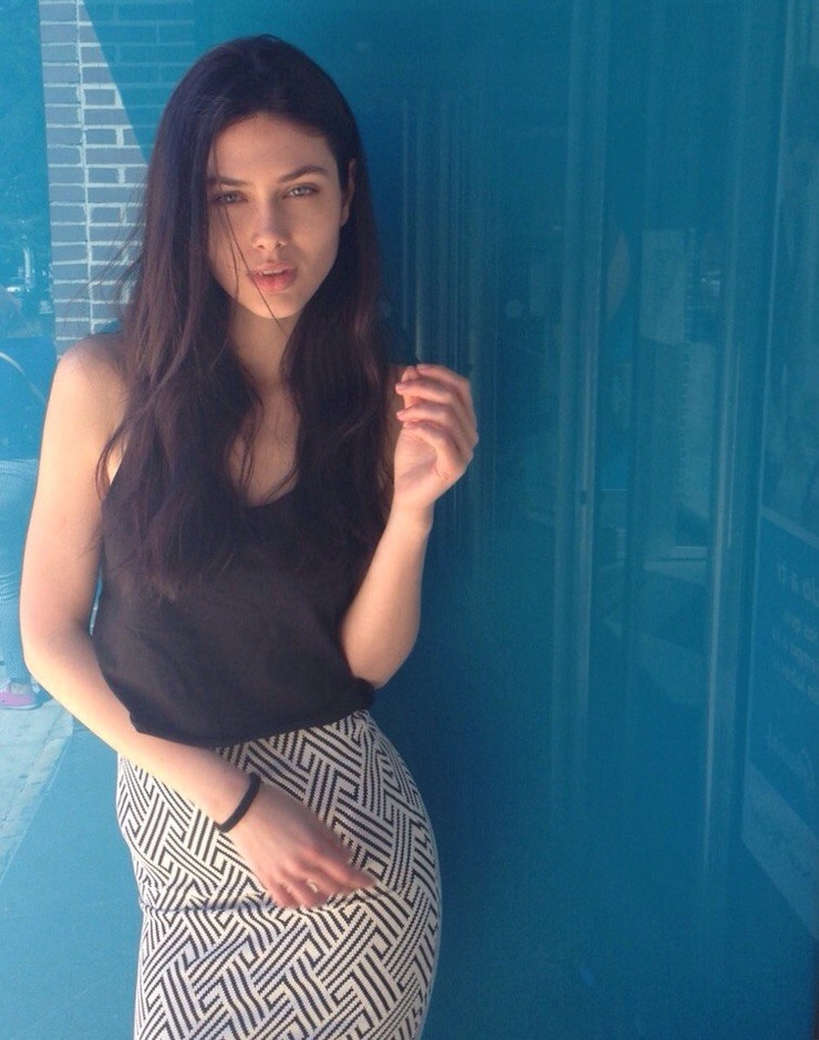 Vika Bronova Vika Bronova