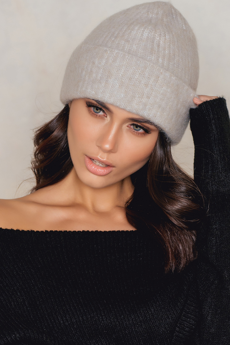 Vika Bronova Vika Bronova