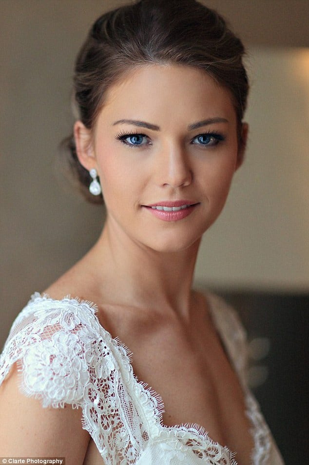 Sam Frost