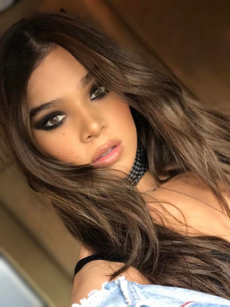 Hailee Steinfeld
