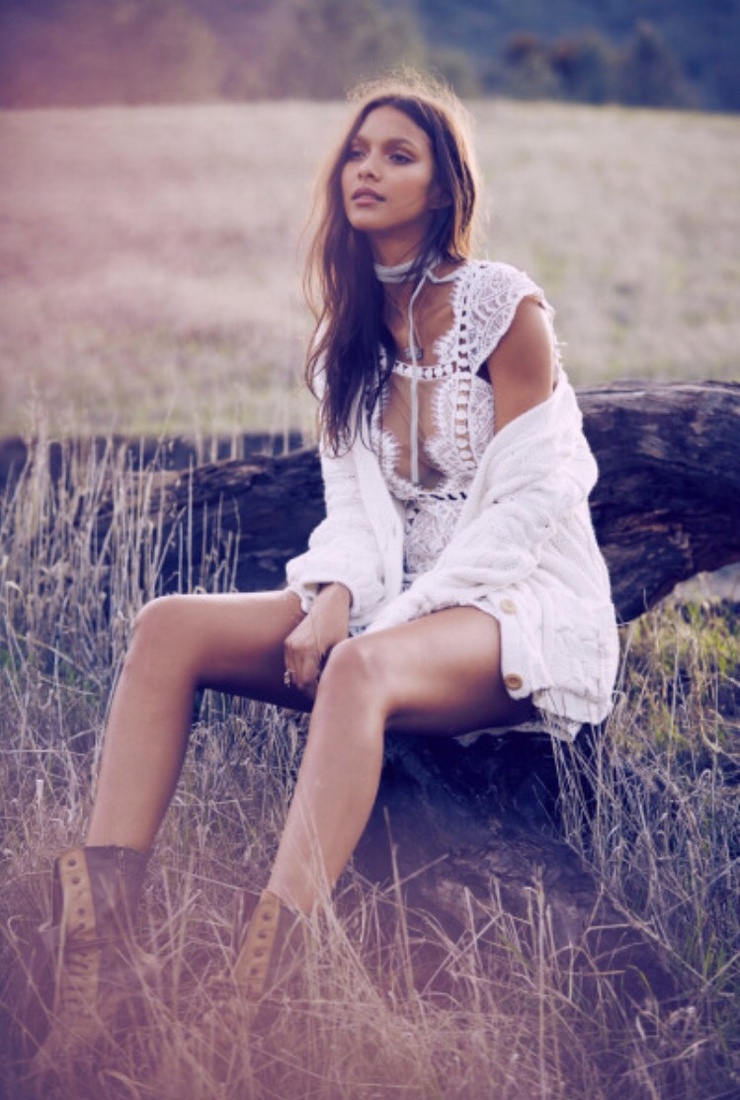 Lais Ribeiro Lais Ribeiro