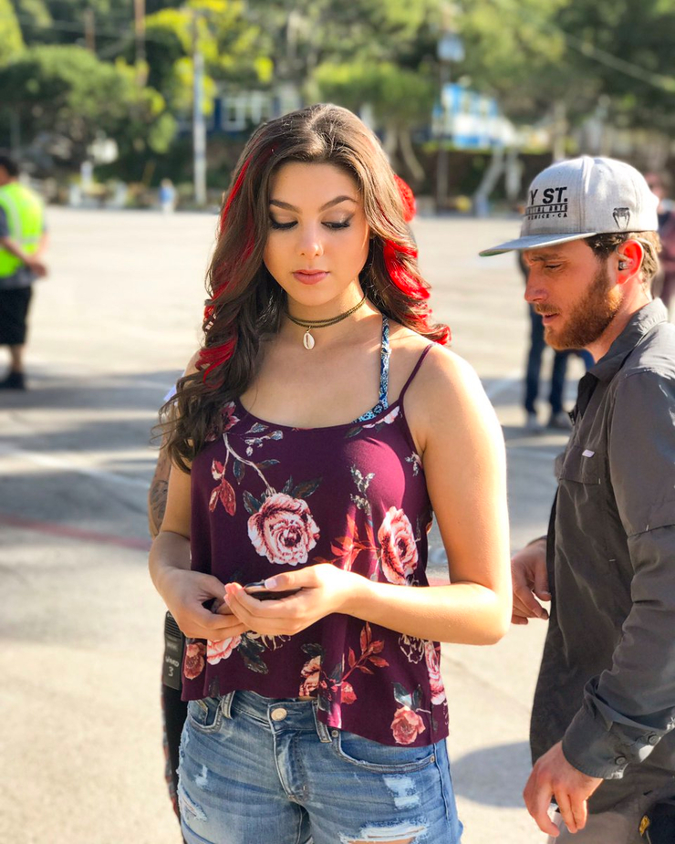 Kira Kosarin