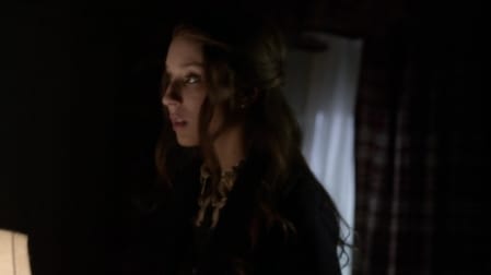 Troian Bellisario