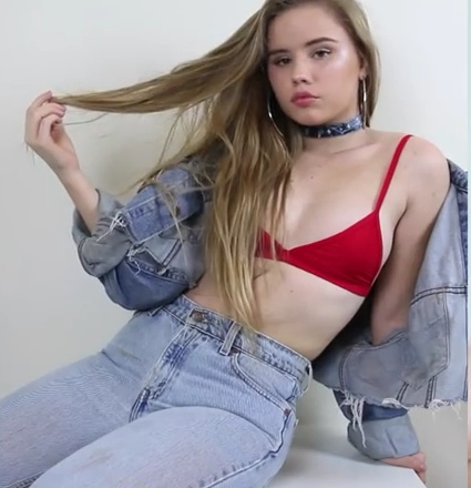 Lexee Smith Lexee Smith