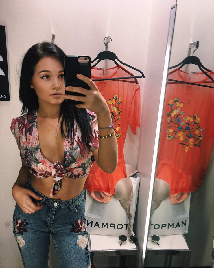 Kelli Berglund Kelli Berglund