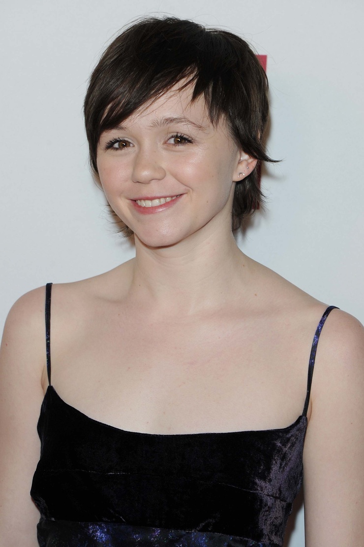 Emily Skeggs Emily Skeggs