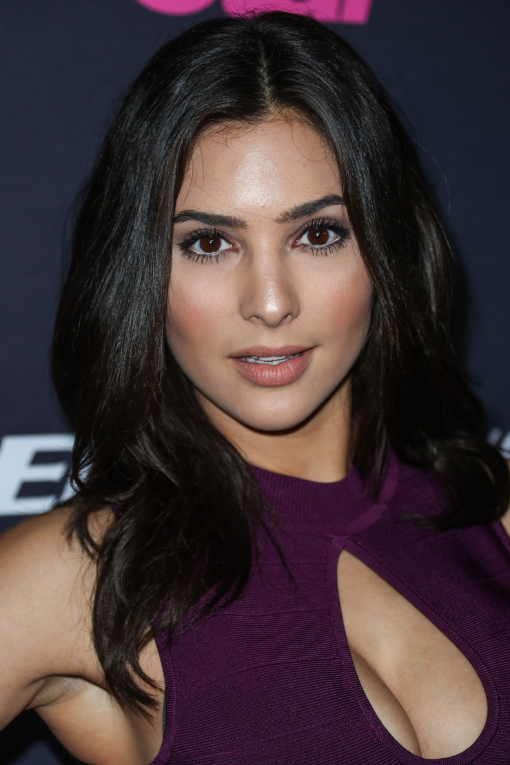 Camila Banus