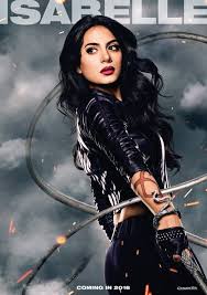 Isabelle Lightwood (Emeraude Toubia)