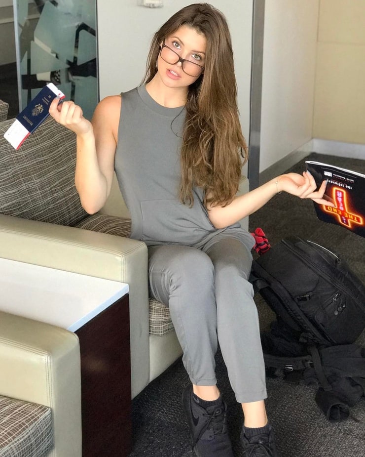 Amanda Cerny