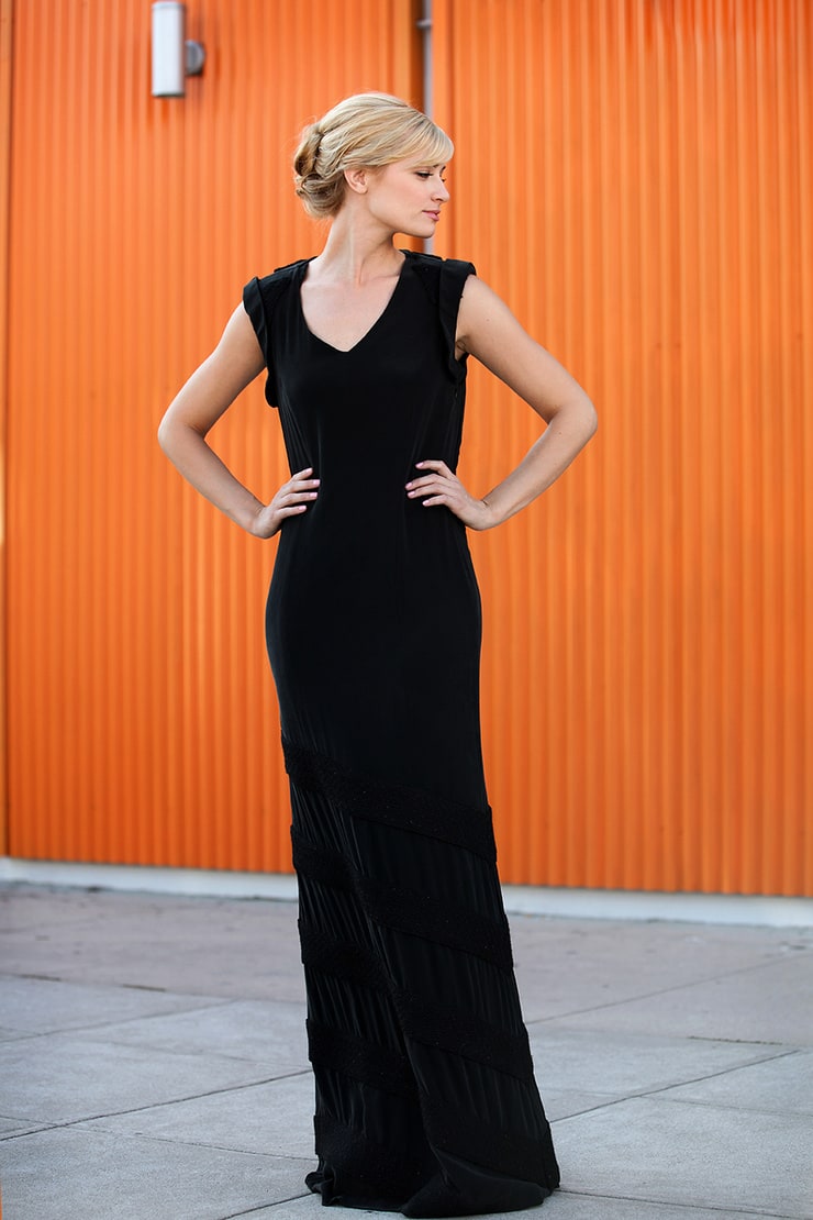 Beth Behrs Beth Behrs