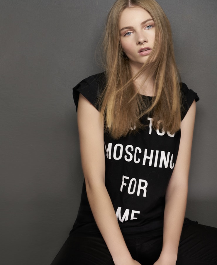 Caroline Hahn Caroline Hahn