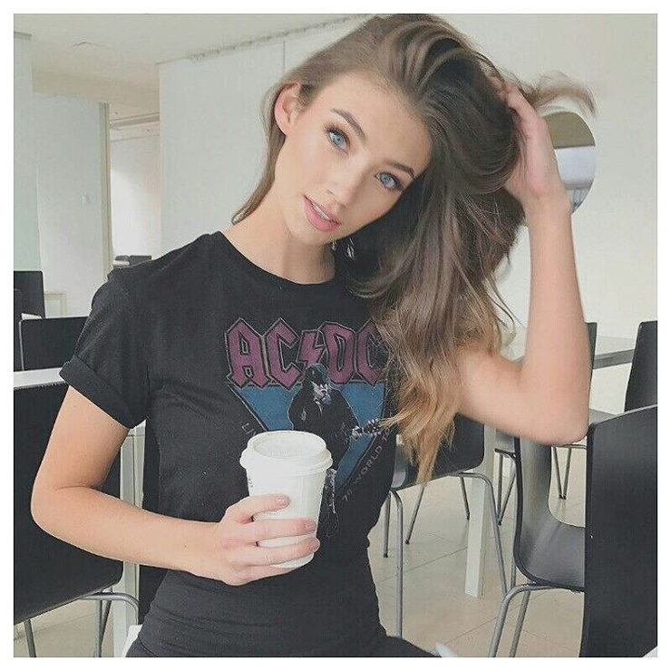 Lorena RAE Lorena RAE