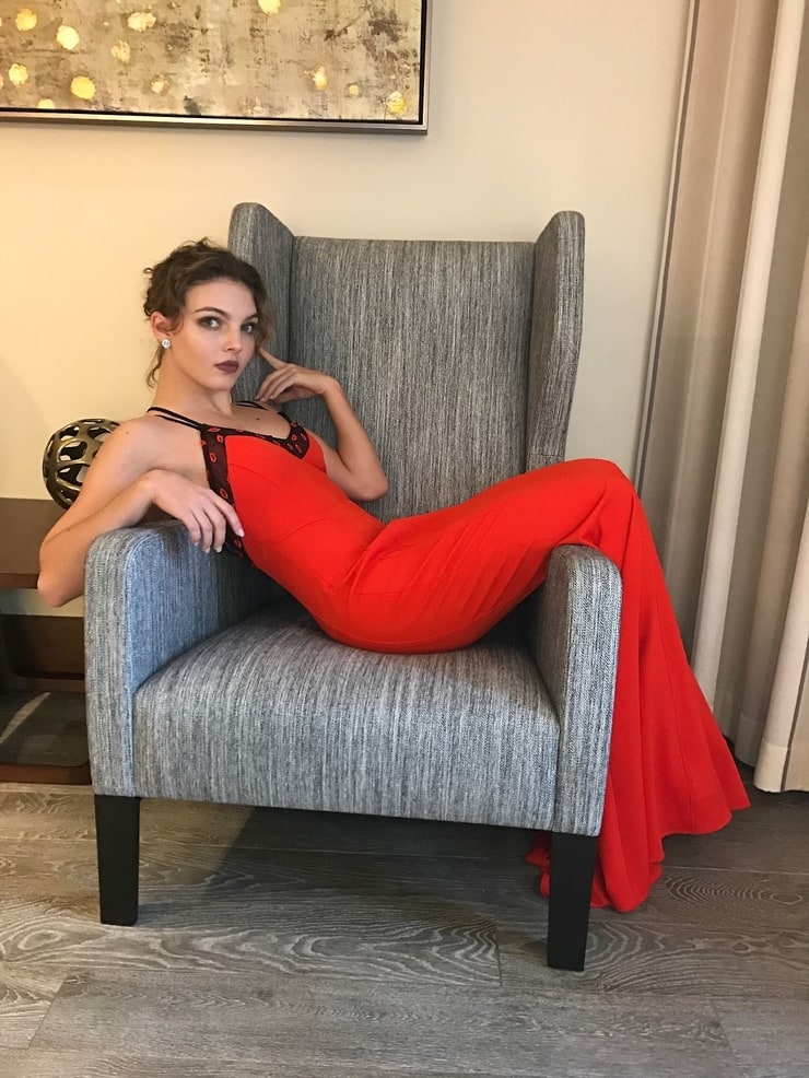 Camren Bicondova