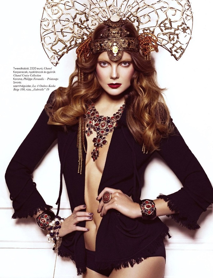 Eniko Mihalik Eniko Mihalik