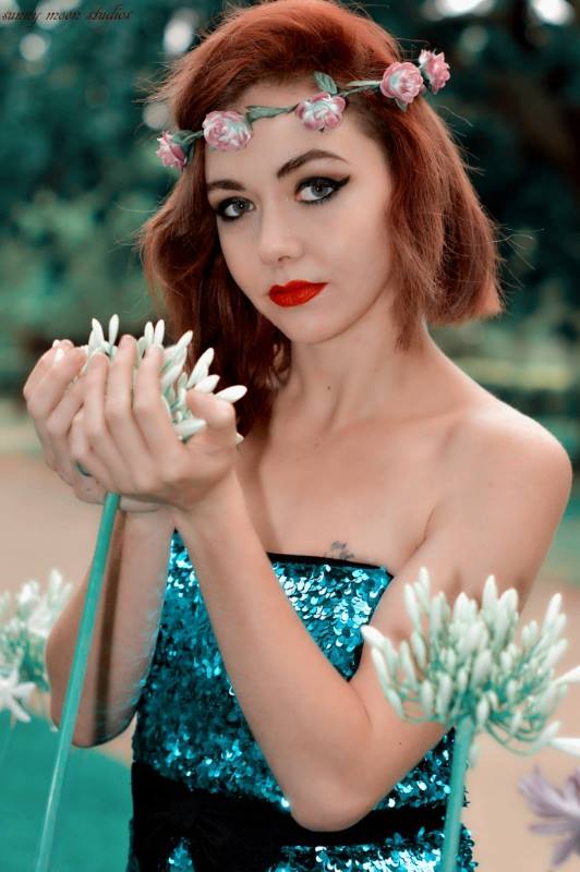 Erin Wood Erin Wood