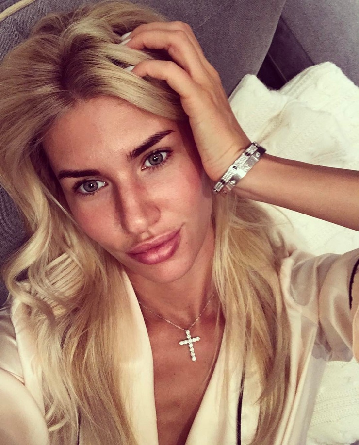 Victoria Yakubovskaya Victoria Yakubovskaya