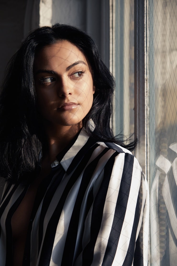 Camila Mendes