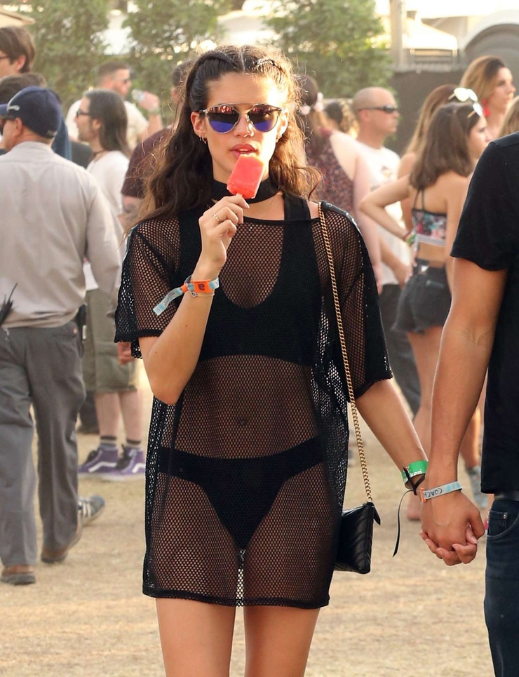 Sara Sampaio Sara Sampaio