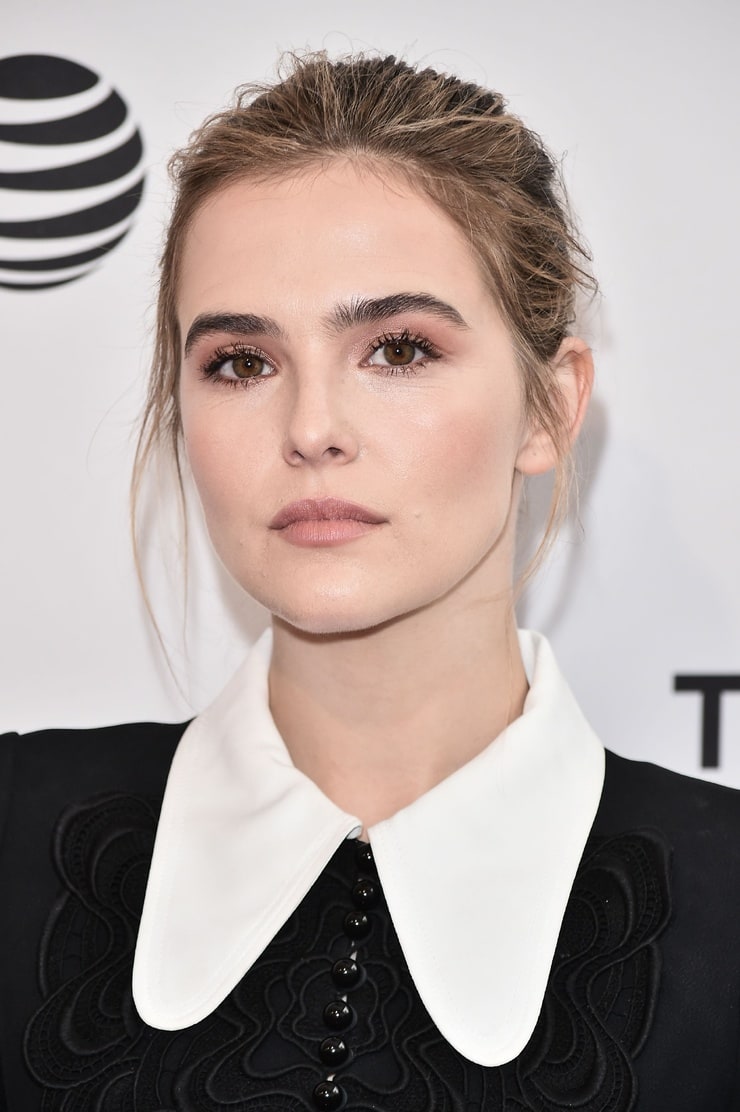 Zoey Deutch